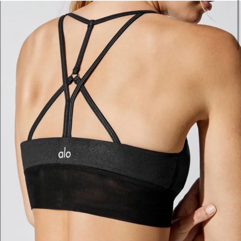 ALO Yoga “simple but